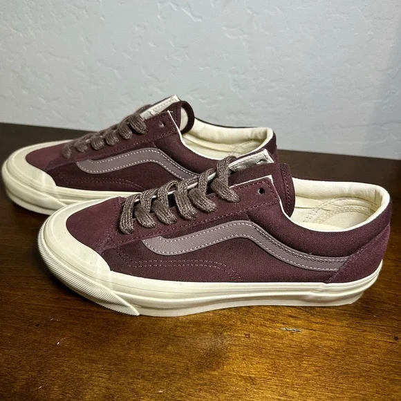 NWOT Vans MTE Old Skool Sneakers - Picture 2 of 7